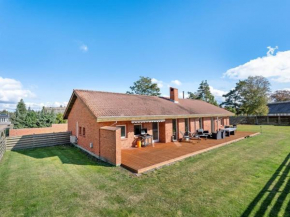 Holiday Home Iara - 500m from the sea by Interhome, Bogø By